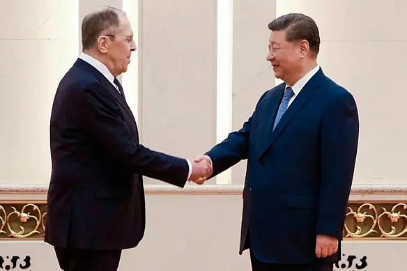 we.ua - Китай пообіцяв РФ «глибшу» підтримку на тлі погроз Трампа