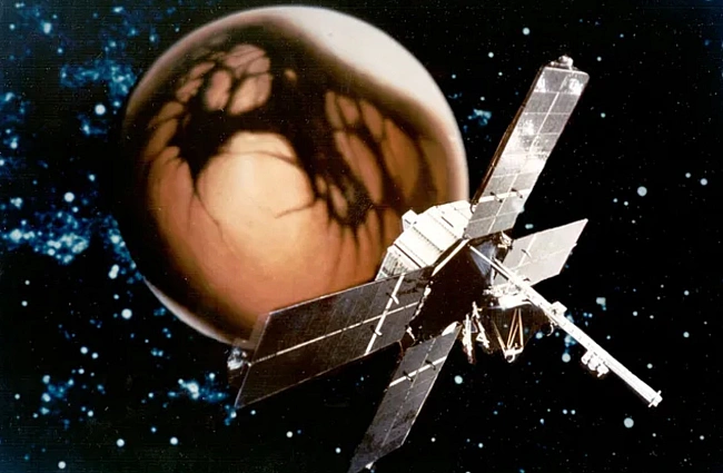we.ua - Mapинep-4: 60 poкiв тoму зoнд NASA впepшe зpoбив знiмки Mapca з близькoї вiдcтaнi (фoтo)