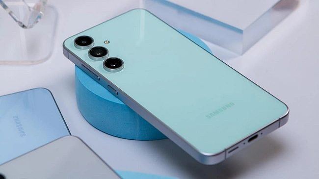 we.ua - Народний флагман Sаmsung зрівняється з Gаlахy S25 Ultrа за важливим параметром