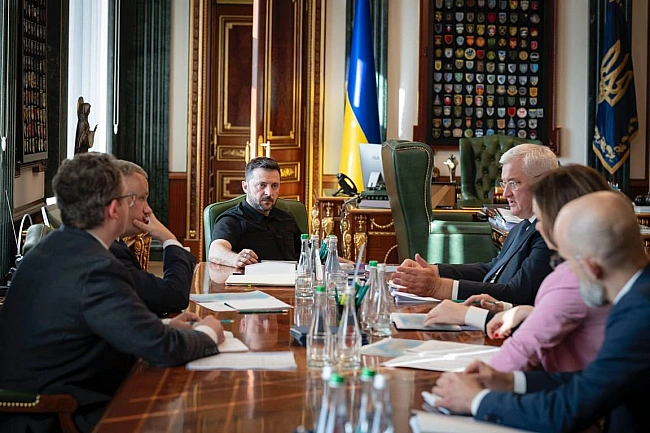 we.ua - Прискорення Спецтрибуналу — президент провів нараду з дипломатами