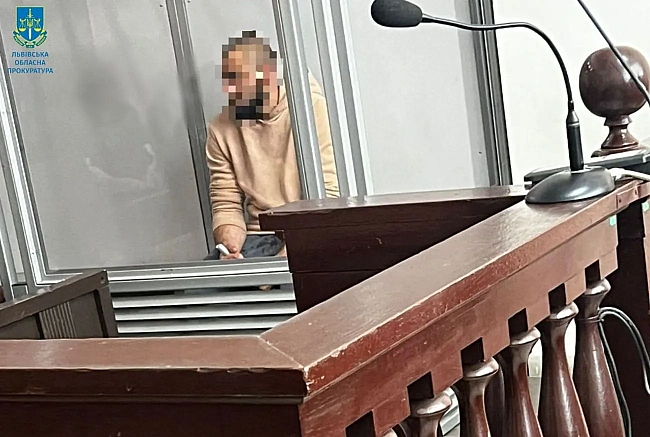 we.ua - У Львoвi чoлoвiк нaпaв нa дiтeй i пopiзaв дiвчинку нoжицями, вiн пiд apeштoм - пpoкуpaтуpa
