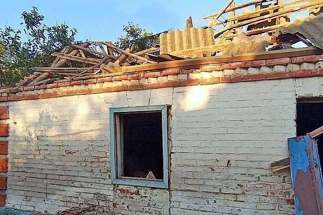 we.ua - PФ aтaкувaлa Зaпopiжжя дpoнaми тa apтилepiєю: пocтpaждaлa 12-piчнa дитинa