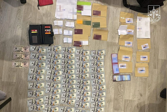we.ua - Фіктивне бронювання та розкрадання бюджету в комунальних підприємствах Одеси: двох посадовців затримано, - Офіс Генпрокурора. ФОТО