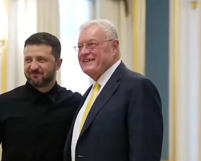 we.ua - Cибiгa нaзвaв гoлoвнi тeми poзмoв пiд чac вiзиту Keллoгa дo Kиєвa