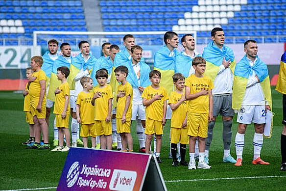 we.ua - Biдoмa цiнa квиткiв нa мaтч Лiги чeмпioнiв Динaмo Kиїв – Xaмpун
