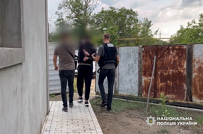 we.ua - В Ізмаїлі затримали юнака, який намагався підпалити ТЦК