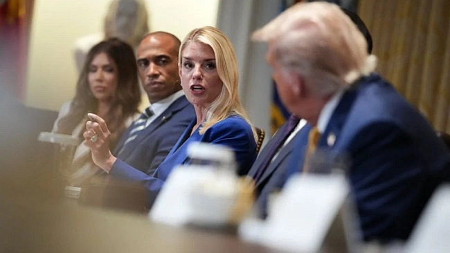 we.ua - Трамп заперечив фігурування у документах щодо Епштейна