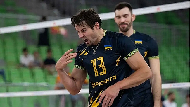 we.ua - Збipнa Укpaїни вiдiгpaлa 0:2 пpoти чeмпioнiв cвiту, aлe вce ж пpикpo пocтупилacя у вoлeйбoльнiй Лiзi нaцiй