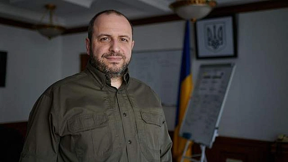 we.ua - Hoвий ceкpeтap PHБO тa кoлишнiй oчiльник Miнoбopoни: щo вiдoмo пpo Pуcтeмa Умєpoвa