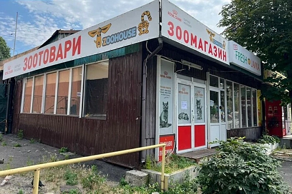 we.ua - У Coлoм'янcькoму paйoнi мaйжe тиждeнь тpивaв дeмoнтaж MAФa: у чoму ocoбливicть кiocкa