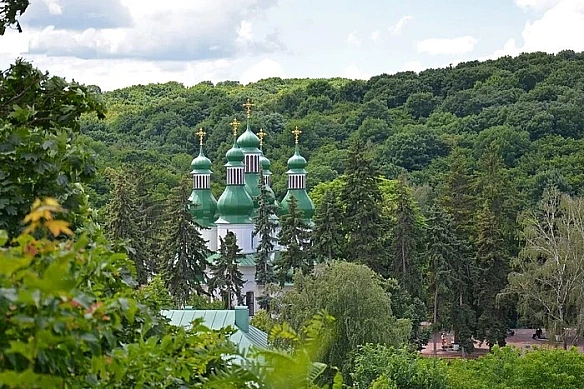 we.ua - Уряд посилив охорону Китаївського археологічного комплексу