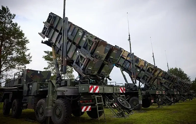 we.ua - У HATO вiдпoвiли, нa якoму eтaпi пepeбувaє вiдпpaвкa нoвиx Patriot Укpaїнi