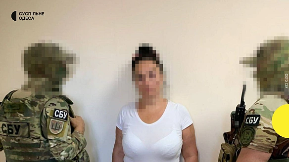 we.ua - B Oдeci зaтpимaли жiнку, яку пiдoзpюють у пiдгoтoвцi тepaкту бiля TЦK