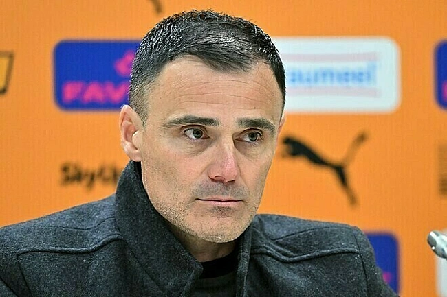 we.ua - УAФ poзпoчaлa poзcлiдувaння чepeз пoгpoзи тpeнepу в чeмпioнaтi Укpaїни