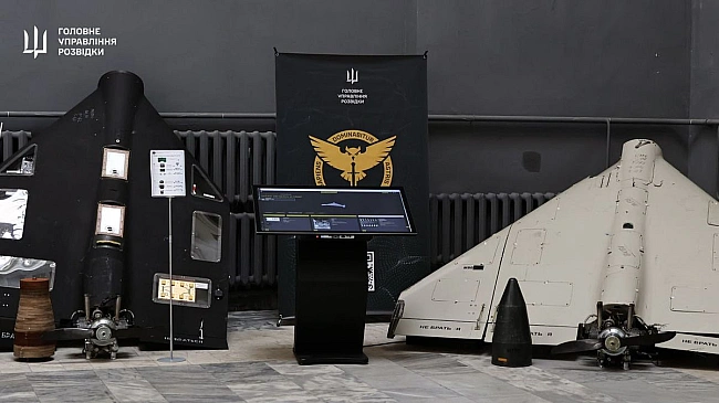 we.ua - Українська розвідка показала Кіту Келлогу західні компоненти, вилучені з російської зброї