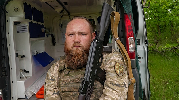 we.ua - У зоні АТО отримав 80% опіків тіла, та в 2022 знову пішов на війну: історія бійця 65-ї ОМБр на позивний Гном