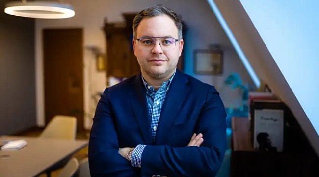 we.ua - Ми їх не просили: радник Орбана зробив цинічну заяву про українців, які захищають Європу