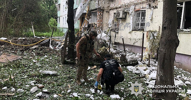 we.ua - Атака РФ на Чернівці 12 липня: чотири людини залишаються в лікарнях, зокрема одна жінка - у комі, ще дві - у важкому стані