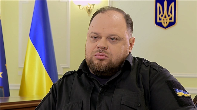 we.ua - Стефанчук підтвердив, що у Раді обговорюють дозвіл чоловікам до 25 років виїжджати за кордон