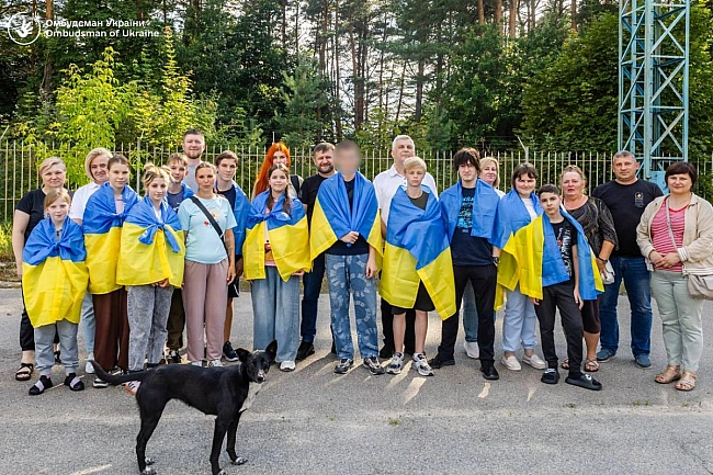 we.ua - В Україну з окупації повернули 11 дітей, наймолодшій — 10 років
