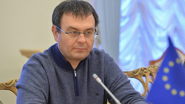 we.ua - «Майте порядність в країні, що кожну копійку збирає на армію». Гетманцев дав зрозуміти імпортерам електрокарів, що продовження пільг не буде