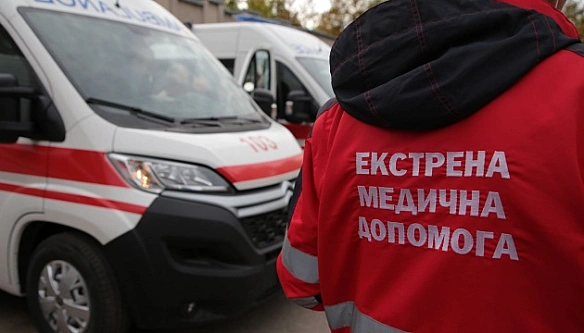 we.ua - У Бepиcлaвi нa вopoжiй мiнi пiдipвaлacя жiнкa