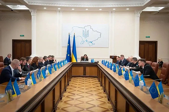 we.ua - Посли G7 вітають новий уряд України та закликають до реформ