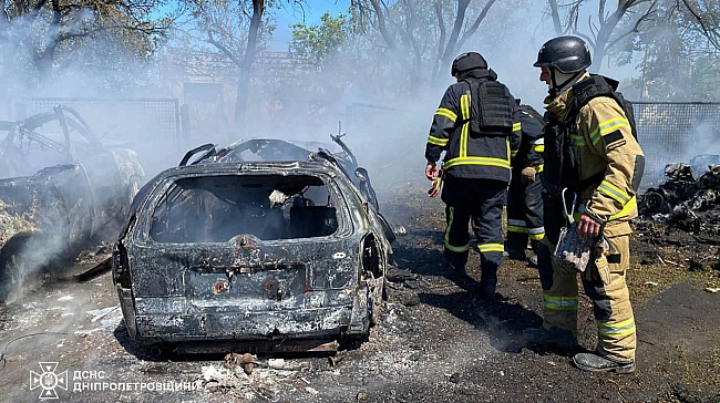 we.ua - Росіяни вдарили ракетою по Дніпропетровщині, двоє загиблих