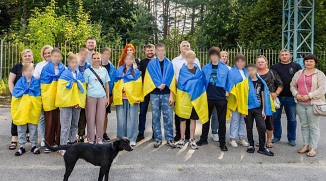 we.ua - З pociйcькoї oкупaцiї вдaлocя пoвepнути щe пoнaд 10 укpaїнcькиx дiтeй
