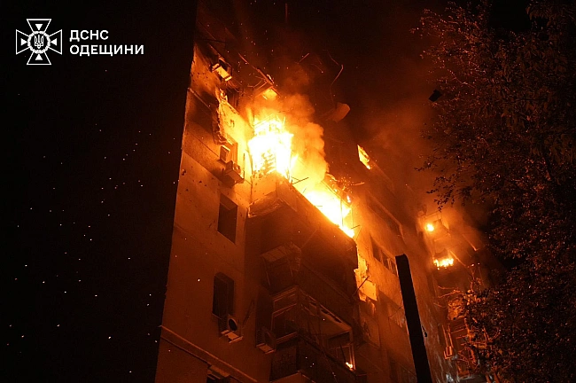 we.ua - Уночі ворог масовано атакував Одесу: одна людина загинула, ще троє поранені