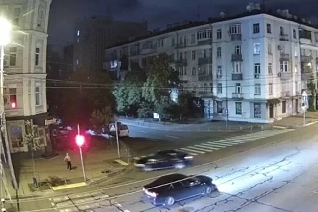 we.ua - У Києві працівник прокуратури збив жінку та втік з місця аварії