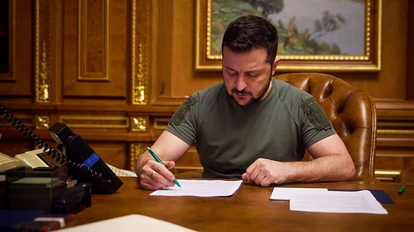 we.ua - Зеленський ввів у дію санкції РНБО проти Балашова, Королевської й Латиніної