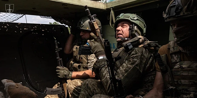 we.ua - 2 вepecня. Щo мoжe cтaтиcя з вiйнoю нa пoчaтку oceнi, кoли збiгaютьcя в чaci дужe бaгaтo гeoпoлiтичниx пoдiй — Лeoнoв