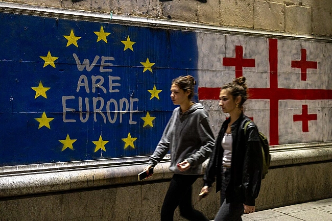 we.ua - Грузія пояснила, чому не впустила до країни українців, яких депортувала Росія