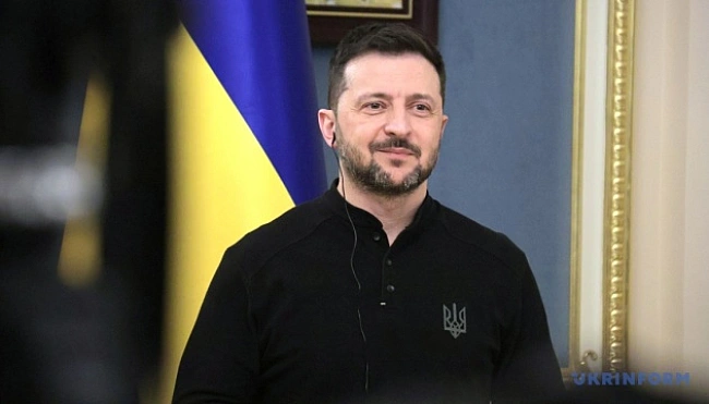 we.ua - «Усик знову це зробив!»: Зеленський привітав абсолютного чемпіона світу з перемогою