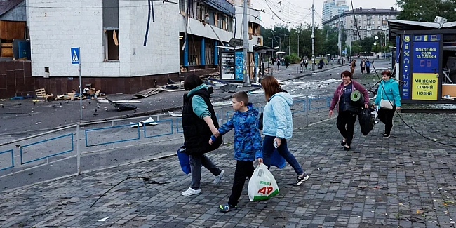 we.ua - У Києві частково змінили рух громадського транспорту через російський обстріл