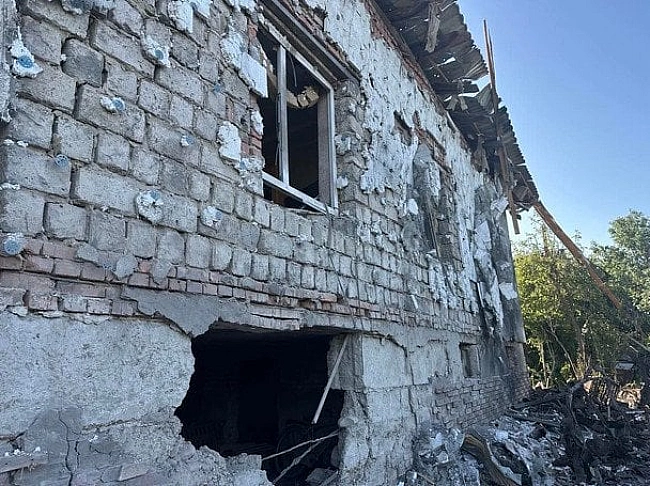 we.ua - “Бoг тaк пoкepувaв”: poдинa з Фpaнкiвщини пiд чac oбcтpiлiв нe пiшлa дo пiдвaлу i цe вpятувaлo їм життя