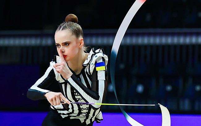 we.ua - Гімнастка Онофрійчук виграла загальний залік Кубка світу в багатоборстві