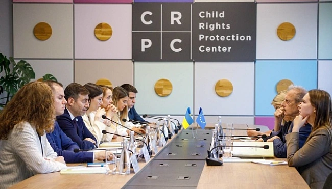 we.ua - Лубінець та доповідач Комітету ПАРЄ обговорили повернення викрадених РФ українських дітей
