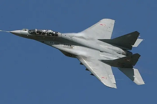 we.ua - Польща підняла авіацію через масований обстріл України