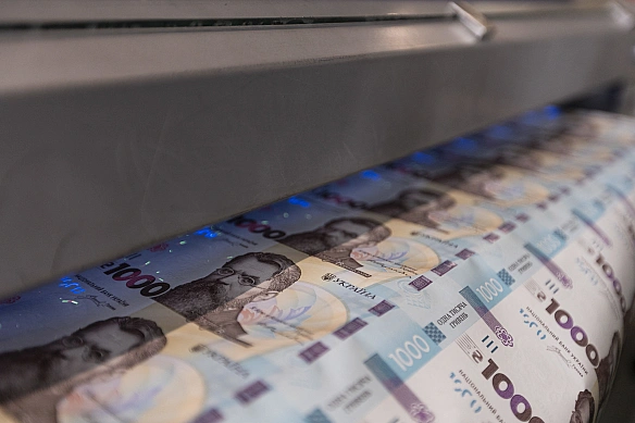 Обсяг готівки в обігу зріс на 38 мільярдів гривень за пів року. Найбільше надрукували банкнот по 1000 грн. ІНФОГРАФІКА