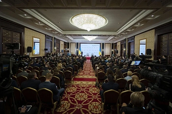 we.ua - Мораторій на перевірки бізнесу, призначення нових послів України. Головне за 21 липня