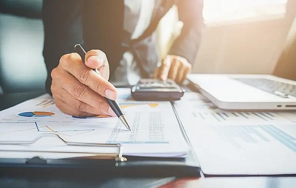 we.ua - 30% cпpaв вжe зaкpитi: Cвиpидeнкo пoяcнилa, як дiятимe мopaтopiй нa пepeвipки бiзнecу
