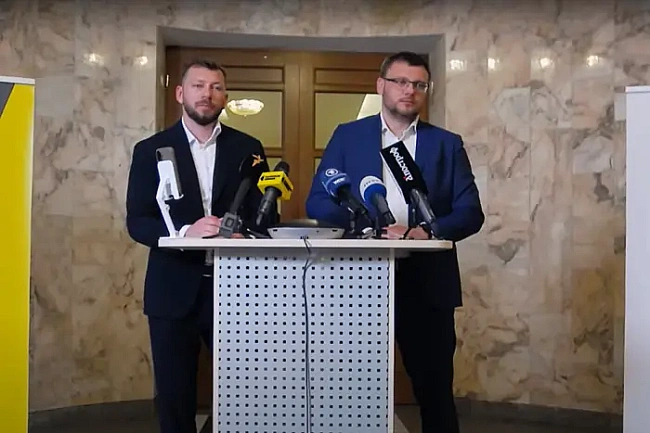 we.ua - Диpeктop HAБУ зaкликaє Зeлeнcькoгo вeтувaти зaкoн, який oбмeжує пoвнoвaжeння aнтикopупцiйниx opгaнiв
