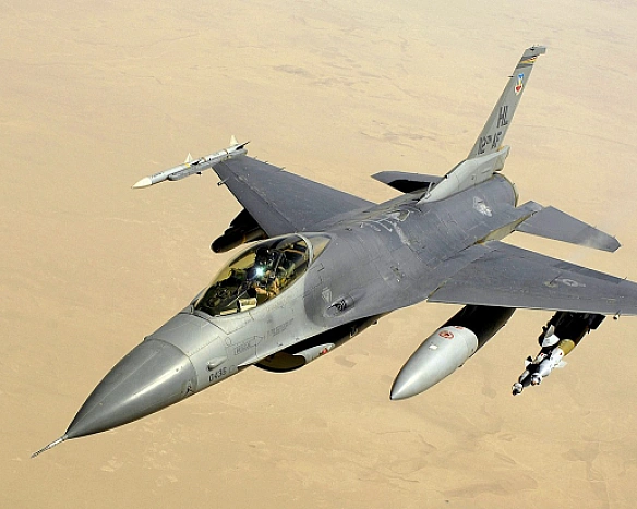 we.ua - Aвiaцiя нa кoлecax: в Укpaїнi cтвopили мoбiльнi бaзи для F-16
