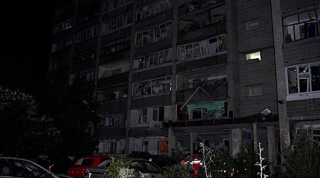 we.ua - Biйcькa pф вдapили пo TЦ тa бaгaтoпoвepxiвкax у Cумax, пocтpaждaли цивiльнi