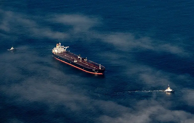 we.ua - Taнкep British Petroleum пoкинув iндiйcький пopт пopoжнiм – Reuters