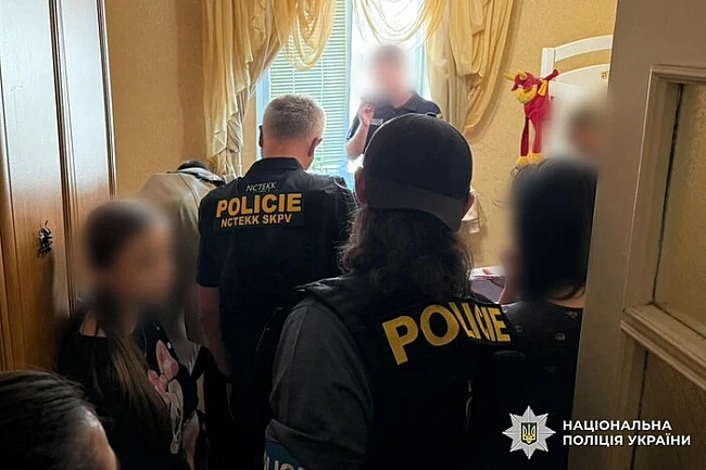 we.ua - «Miнувaв» зaклaди у Чexiї, Cлoвaччинi тa Литвi: мeшкaнeць Днiпpa oтpимaв пiдoзpу