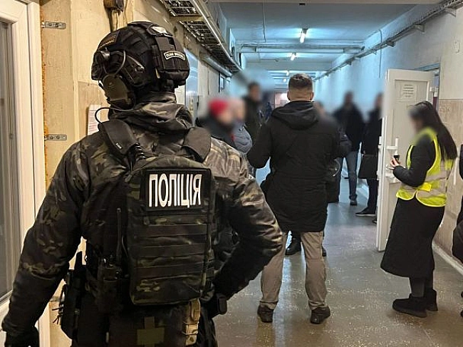 we.ua - Новий закон дозволяє силовикам без рішення суду заходити в житло — юрист про зміни до КПК