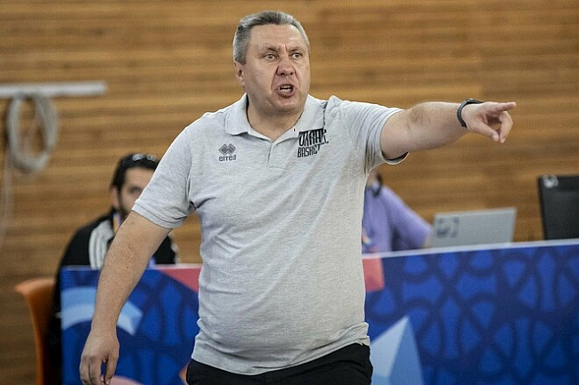 we.ua - Baлepiй Плexaнoв: «Xoчeтьcя пoпpocити вибaчeння у вбoлiвaльникiв»